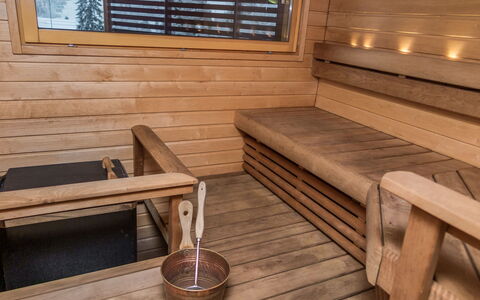 Tahko Spa Suites Orange a 9: Erba, Casa, Villetta, Lotto, Casa, Estate, Prato, Raccordo, Agriturismo, Portico