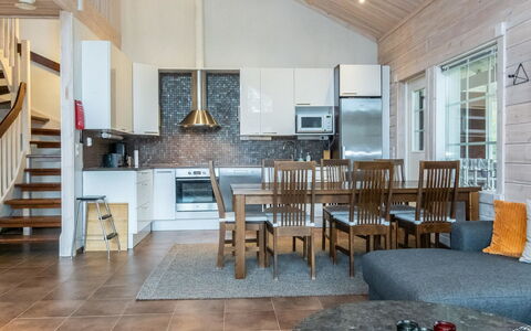 Atrin Suvanto a: Legna, Neve, Villetta, Inverno, Tetto, Casa, Congelamento, Log Cabin, Raccordo, Pendenza