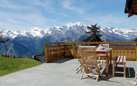 Ratatouille: Geografia Montane, Neve, Montagna, Catena Montuosa, Cielo, Inverno, Alpi, Hill Station, Albero, Nube