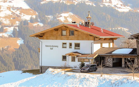 Aschau im Zillertal 320: Neve, Costruzione, Montagna, Proprietà, Finestra, Bianca, Azzurro, Casa, Pendenza, Villetta