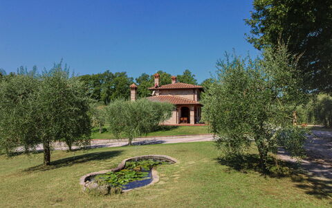 La Casetta nel Bosco: Estate, Agriturismo, Giardino, Landscaping, Hacienda, Prato, Villa, Cortile, Backyard, Dimora