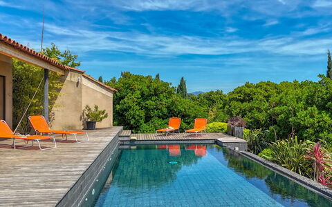 Kisokawa: Piscina, Ricorrere, Eco Hotel, Mobili Da Esterno, Giochi D'Acqua, Landscaping, Riflessione, Villa, Lettino, Hacienda