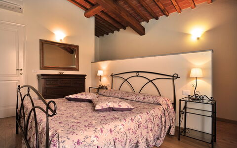 Casa Fabrizio: Costruzione, Proprietà, Mobilia, Comfort, Legna, Interior Design, Illuminazione, Architettura, Pavimento, Telaio Del Letto