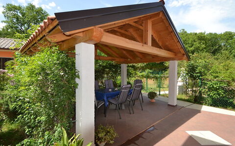 Franjo: Pergola, Proprietà, Padiglione, Tetto, Costruzione, Baldacchino, Shade, Backyard, Immobiliare, Struttura Esterna