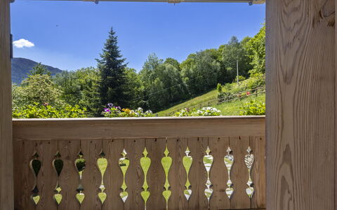 Chalet Anna: Legna, Colonna, Color Legno, Latifoglie, Balcone, Portico, Corrimano, Plank, Eco Hotel