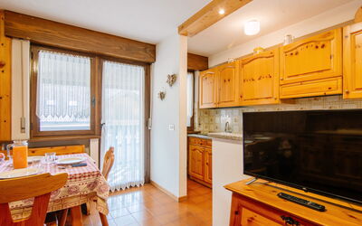 Alloggio:&nbsp;Apt 18 270.18
