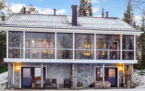 Äkäsjärven Lomamökit 3: Mobilia, Mobili Da Esterno, Sedia, Shade, Tavolo Esterno, Pianta Della Casa, Terrazza, Cortile, Design, Balcone