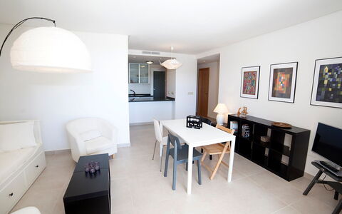 Altea 49: Camera, Proprietà, Mobilia, Interior Design, Costruzione, Tavolo, Casa, Soffitto, Pavimento, Sala Da Pranzo