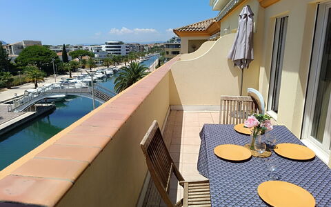 Fréjus 565: Appartamento, Shade, Balcone, Ricorrere, Marina, Condominio, Hotel, Vernice, Barca
