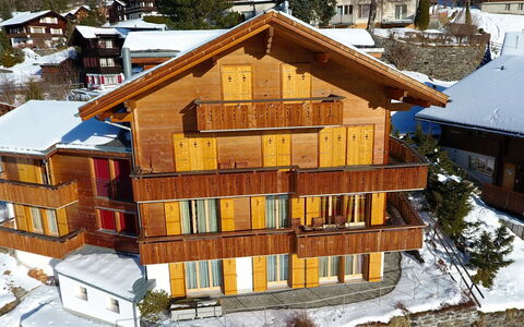 Wengen 42: Costruzione, Neve, Proprietà, Finestra, Legna, Casa, Urban Design, Pendenza, Quartiere, Zona Residenziale