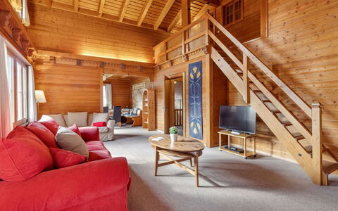 Arche: Divano, Mobilia, Interior Design, Legna, Pavimento, Pavimentazione, Comfort, Immobiliare, Soggiorno, Fascio
