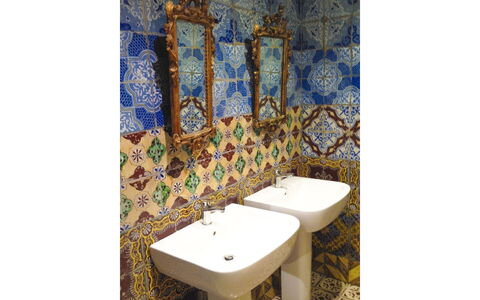 Villa Quattro Mori: Piastrella, Mosaico, Ceramica, Idraulico Fixture, Bagno, Idraulico, Lavandino Del Bagno, Porcellana, Rubinetto