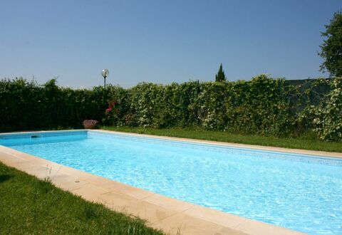 Casa Clementina: Acqua, Pianta, Cielo, Piscina, Rettangolo, Lotto, Shade, Erba, Albero, Tempo Libero
