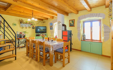 Loreta: Camera, Proprietà, Costruzione, Soffitto, Immobiliare, Interior Design, Mobilia, Casa, Sala Da Pranzo, Villetta