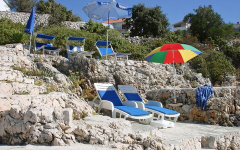 Carmen: Vacanza, Roccia, Ombrello, Turismo, Costa, Albero, Fashion Accessory, Tempo Libero, Spiaggia, Casa