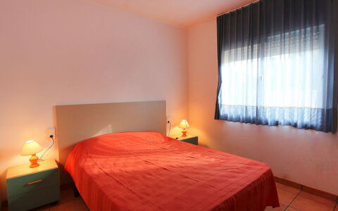 Villa Cala Nova B: Camera Da Letto, Letto, Camera, Mobilia, Lenzuolo, Proprietà, Interior Design, Pavimento, Telaio Del Letto, Bedding