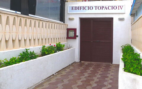 Topacio Iv: Proprietà, Costruzione, Immobiliare, Architettura, Pavimento, Casa, Porta, Facciata, Piastrella, Pavimentazione