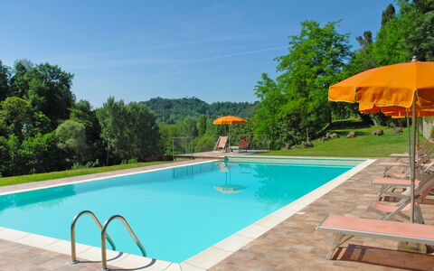 La Gora: Piscina, Proprietà, Tempo Libero, Immobiliare, Ricorrere, Vacanza, Casa, Costruzione, Estate, Villa