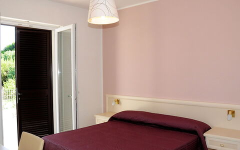 Casale Cilento: Camera Da Letto, Camera, Mobilia, Letto, Proprietà, Interior Design, Lenzuolo, Soffitto, Parete, Telaio Del Letto