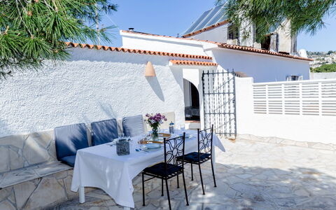 La Yaya: Proprietà, Casa, Costruzione, Immobiliare, Terrazza, Mobilia, Vacanza, Villa, Camera, Tavolo