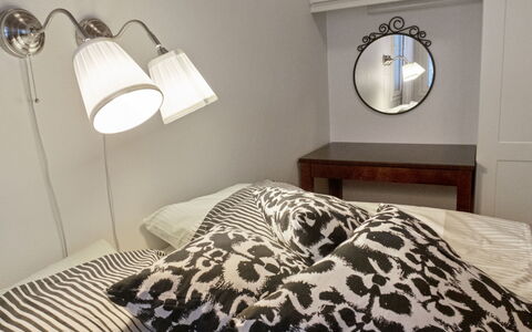 Aino: Villetta, Casa, Casa, Edifici Giardino, Raccordo, Log Cabin, Agriturismo, Estate, Capannone, Cortile
