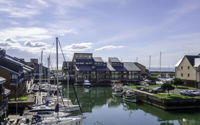 Les Marinas