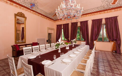 Villa Gubbio: Camera, Proprietà, Costruzione, Funzione Hall, Interior Design, Ristorante, Sala Da Pranzo, Immobiliare, Mobilia, Soffitto