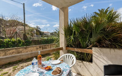 Super Plage 172.3: Pianta, Acqua, Proprietà, Mobilia, Costruzione, Tavolo, Finestra, Azzurro, Sedia, Interior Design