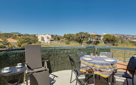 Résidence Cap Marine: Proprietà, Immobiliare, Casa, Casa, Cielo, Mobilia, Ristorante, Tavolo, Costruzione, Villetta