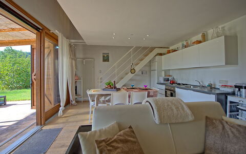 Capannino: Camera, Proprietà, Soggiorno, Interior Design, Mobilia, Costruzione, Casa, Soffitto, Immobiliare, Casa