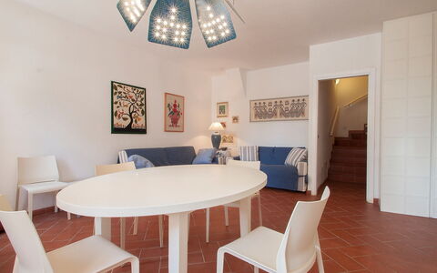 Rio Marina 400: Camera, Proprietà, Mobilia, Interior Design, Sala Da Pranzo, Tavolo, Costruzione, Pavimento, Soffitto, Immobiliare