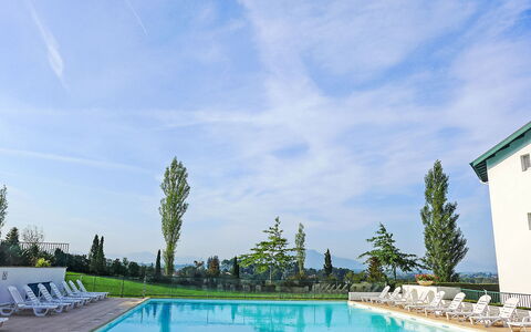 Les Terrasses D'Arcangues: Piscina, Tempo Libero, Ricorrere, Mobili Da Esterno, Resort Citta ', Eco Hotel