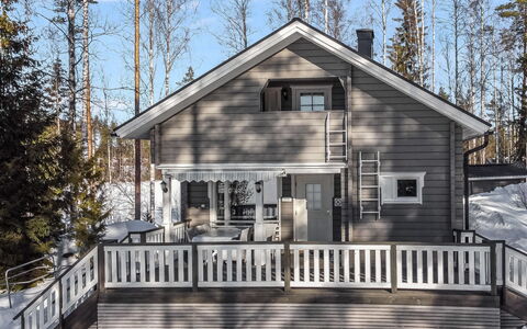 Naurisniemi: Villetta, Casa, Casa, Edifici Giardino, Raccordo, Log Cabin, Agriturismo, Estate, Capannone, Cortile