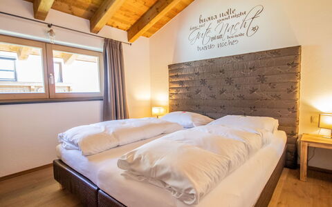 Lanner: Mobilia, Comfort, Legna, Illuminazione, Interior Design, Telaio Del Letto, Letto, Costruzione, Architettura, Lampada