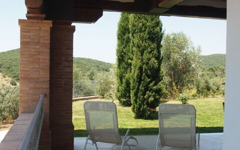 Villa Dei Cipressi: Proprietà, Costruzione, Casa, Camera, Immobiliare, Portico, Mobilia, Deck, Terrazza, Casa
