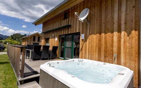 Superior # 15 mit Ir-Sauna & Sprudelbad: Cielo, Nube, Proprietà, Costruzione, Vasca Da Bagno, Legna, Shade, Tempo Libero, Finestra, Acqua