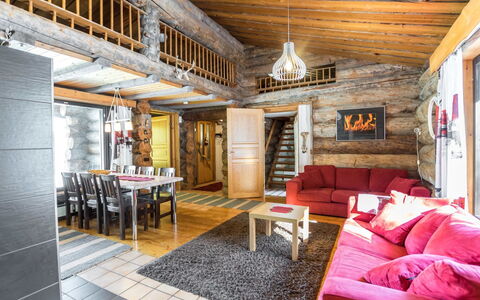 Mustalampi 2 Kurkiaura: Legna, Neve, Villetta, Inverno, Tetto, Casa, Congelamento, Log Cabin, Raccordo, Pendenza