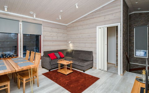 Tuiskukuru B: Legna, Pavimentazione, Pavimento, Pavimento In Legno, Soffitto, Interior Design, Casa, Camera, Latifoglie, Color Legno