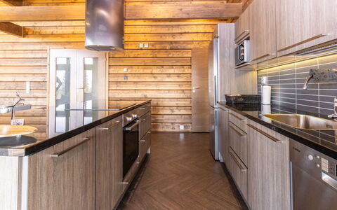 Villa Midnight Sun: Appartamento, Condominio, Estate, Balcone, Villa, Hotel