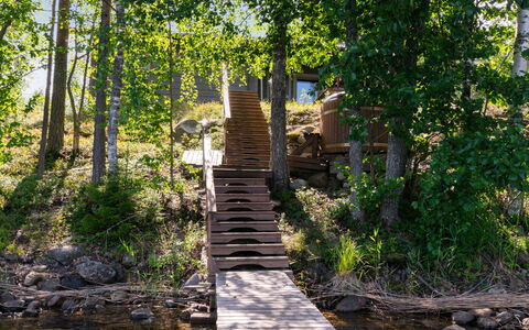 Hot Pool Cottage Iitu: Albero, Legna, Dock, Boardwalk, Plank, Foresta, Tronco, Latifoglie, Woodland, Riserva Naturale