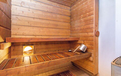 Hot Pool Cottage Ainu: Villetta, Casa, Casa, Edifici Giardino, Raccordo, Log Cabin, Agriturismo, Estate, Capannone, Cortile