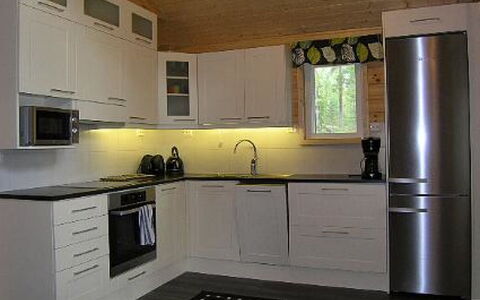 Louhiranta: Albero, Banca, Casa, Villetta, Lago, Stagno, Foresta, Log Cabin