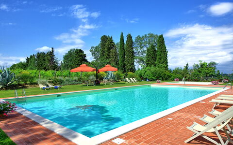 Villa Lorenza: Piscina, Proprietà, Immobiliare, Tempo Libero, Casa, Vacanza, Costruzione, Ricorrere, Estate, Cielo
