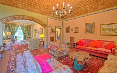 Villa Lorenza: Camera, Proprietà, Mobilia, Interior Design, Camera Da Letto, Costruzione, Immobiliare, Soffitto, Casa, Soggiorno