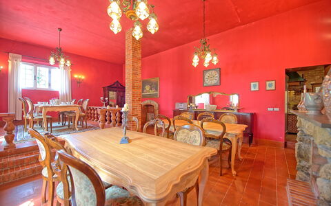 Villa Lorenza: Proprietà, Camera, Costruzione, Tavolo, Ristorante, Mobilia, Sala Da Pranzo, Immobiliare, Interior Design, Casa