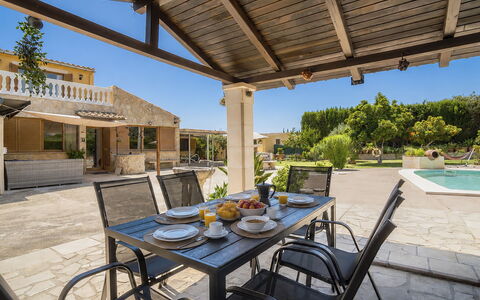 Cas Pec: Zona Residenziale, Casa, Estate, Ricorrere, Mobili Da Esterno, Piscina, Shade, Mobilia, Flagstone, Hacienda