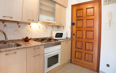 Aguamarina: Cabinetry, Controsoffitto, Costruzione, Elettrodomestico Da Cucina, Lavello, Cucina Stufa, Cucina, Legna, Elettrodomestico, Interior Design