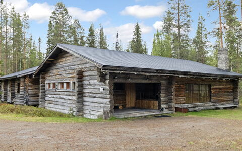 Metsä-Luosto: Villetta, Casa, Casa, Edifici Giardino, Raccordo, Log Cabin, Agriturismo, Estate, Capannone, Cortile