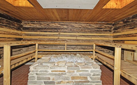 Metsä-Luosto: Villetta, Casa, Casa, Edifici Giardino, Raccordo, Log Cabin, Agriturismo, Estate, Capannone, Cortile
