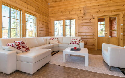 Lokinsiipi: Interior Design, Legna, Pavimentazione, Mobilia, Pavimento, Soggiorno, Pavimento In Legno, Divano, Casa, Camera